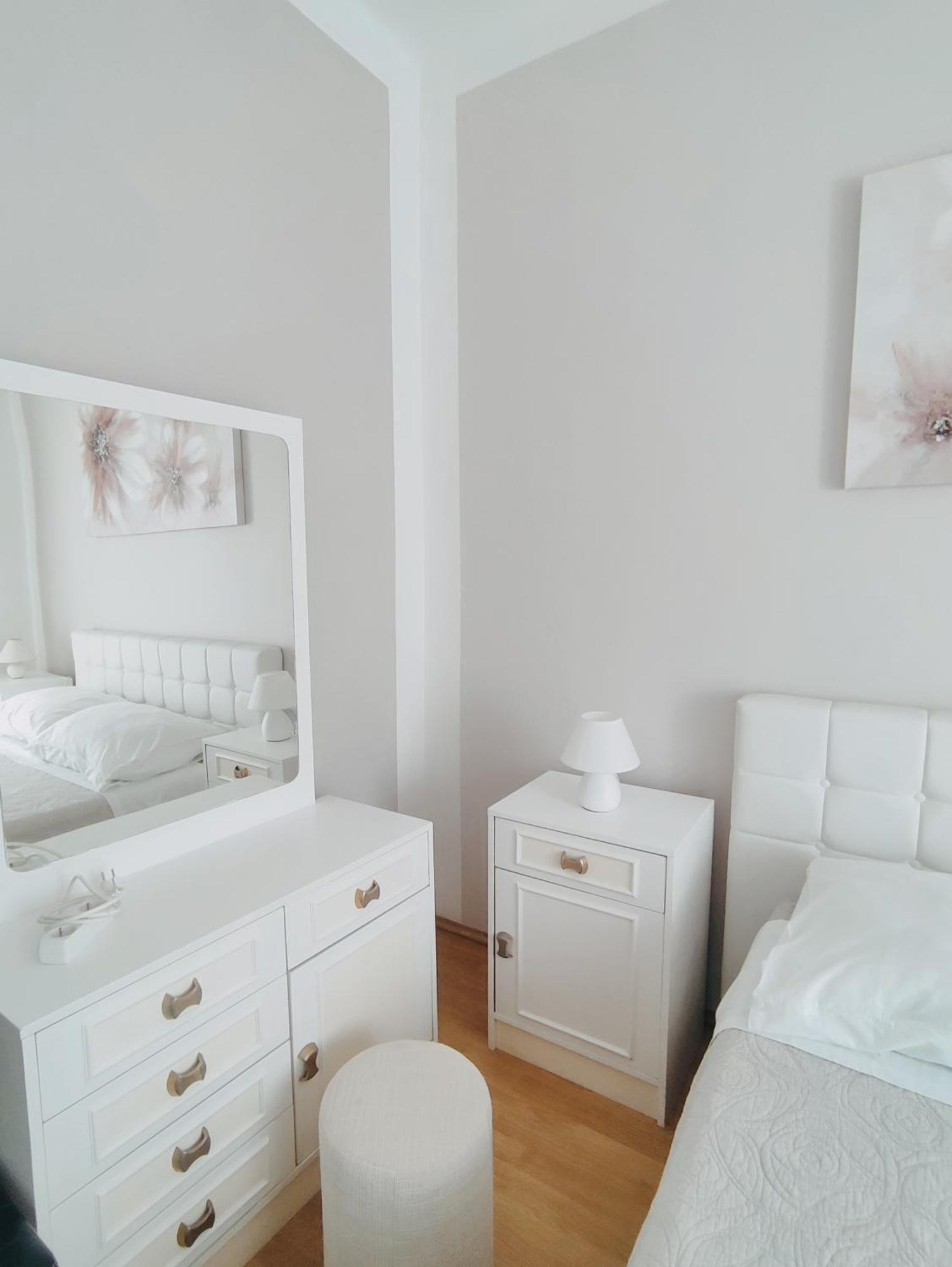 Fami Superior One Bedroom Apartment リエカ エクステリア 写真